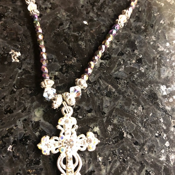Vintage iridescent purple beads and Crystal w/ 925 silver cross and spacers. - Picture 14 of 14